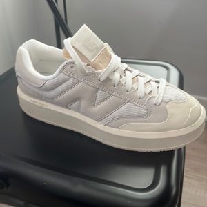 New balance CT302 in the shade beige white